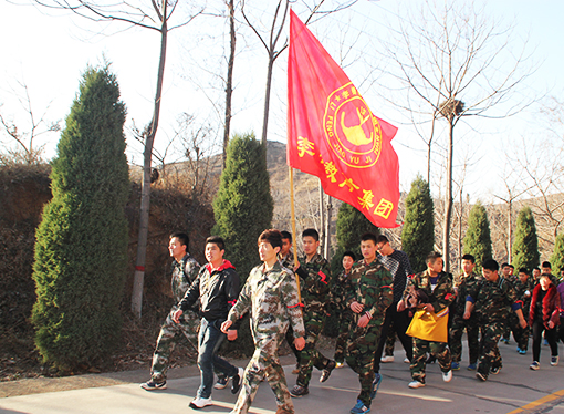 李锋教育贫困山村夏令营
