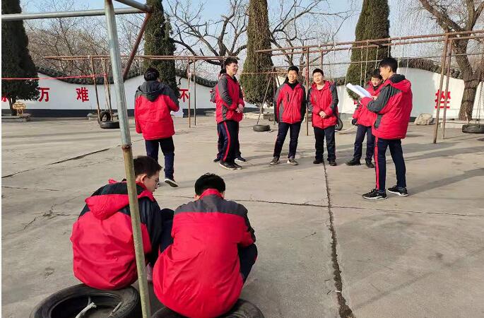 厌学孩子在李锋教育学校待两个月有变化吗？_www.hnlfjy.com.cn