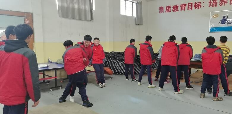 孩子为什么早恋？是有什么原因？_www.hnlfjy.com.cn