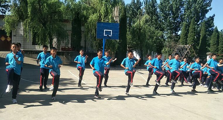 高中厌学孩子父母用什么办法？_www.hnlfjy.com.cn