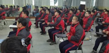 家长如何和学生沟通早恋这个事情？