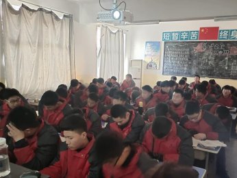 孩子学习不好怎么办，可以给孩子报补习班吗？