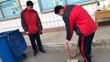李锋教育学校：父母知道孩子厌学形成的原因吗？