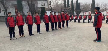 孩子抽烟喝酒，在李锋教育学校一个月可以改掉吗？