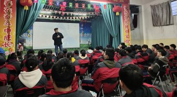 孩子在李锋教育可以培养出兴趣吗？