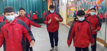 李锋教育学校：教会孩子如何防御骗子