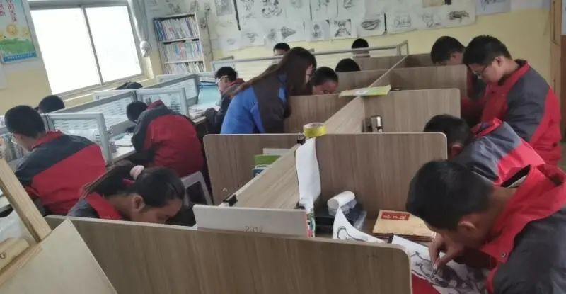 李锋心理教育中心2021年4月课外拓展活动之燃脂运动_www.hnlfjy.com.cn