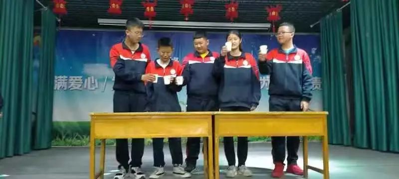 李锋教育2021年4月大型室内拓展活动：真假难辨_www.hnlfjy.com.cn