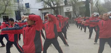 厌学是一种病吗？孩子厌学该怎么办？