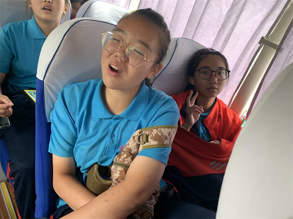 2021年李锋青少年教育成长不烦恼之暑期夏令营开营仪式_www.hnlfjy.com.cn