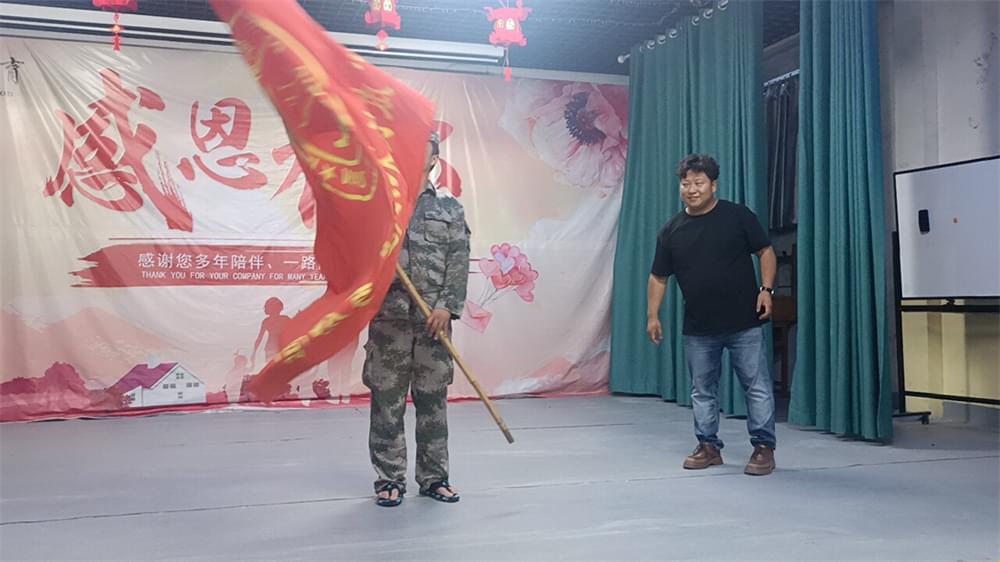 2021年李锋教育暑期夏令营第二期开营仪式：第一天的行程_www.hnlfjy.com.cn