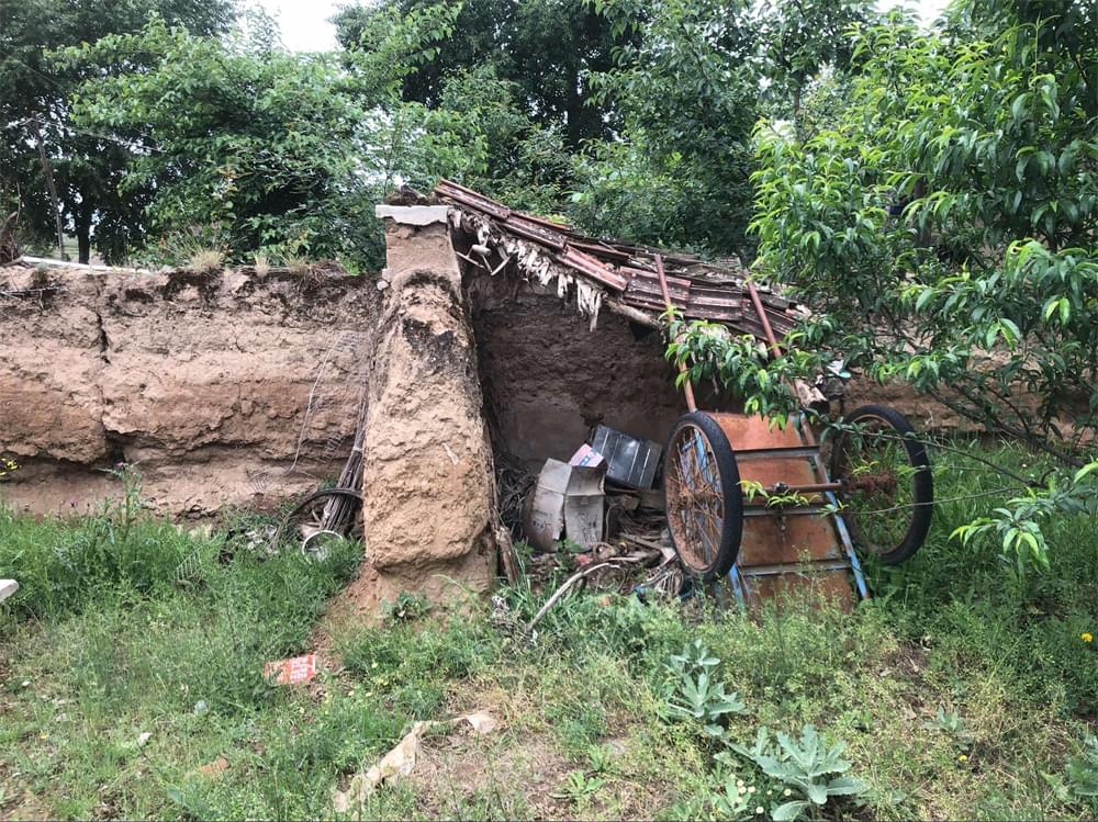 王多苍年入8000元的家庭，孩子如何能有好的学习环境！_www.hnlfjy.com.cn