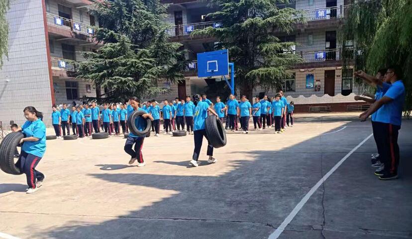 孩子为什么沉迷于网络不爱学习？_www.hnlfjy.com.cn
