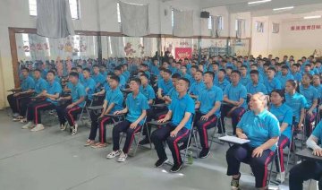 如何让孩子戒掉手机网瘾？