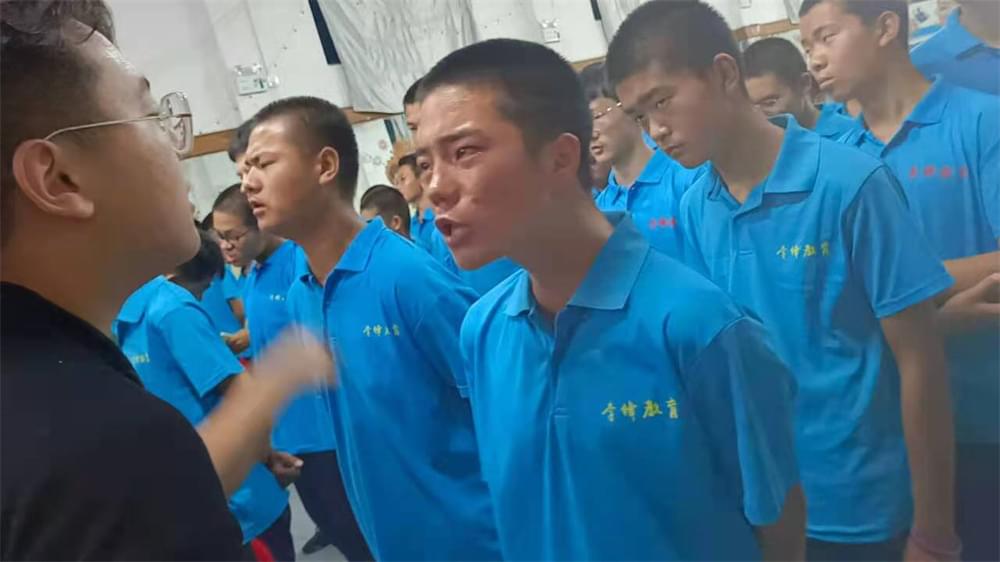 2021年李锋教育暑期大型蜕变主题课程：人生突破_www.hnlfjy.com.cn