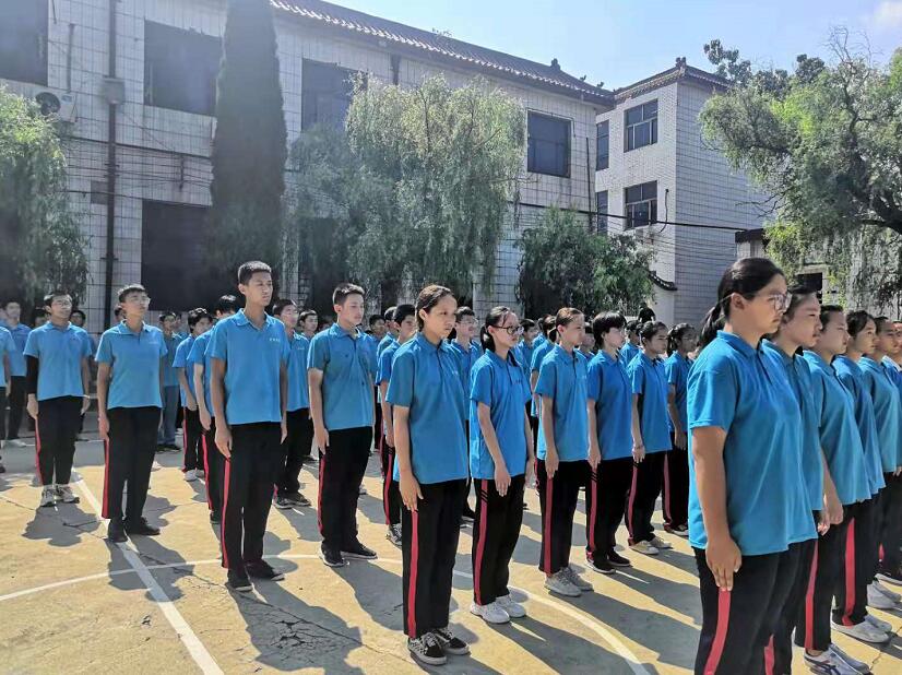 孩子不愿和家长沟通，家长要反思这是为什么？_www.hnlfjy.com.cn