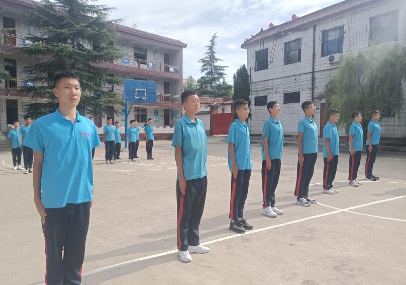 孩子胆小怕事家长可以试试这样做！_www.hnlfjy.com.cn