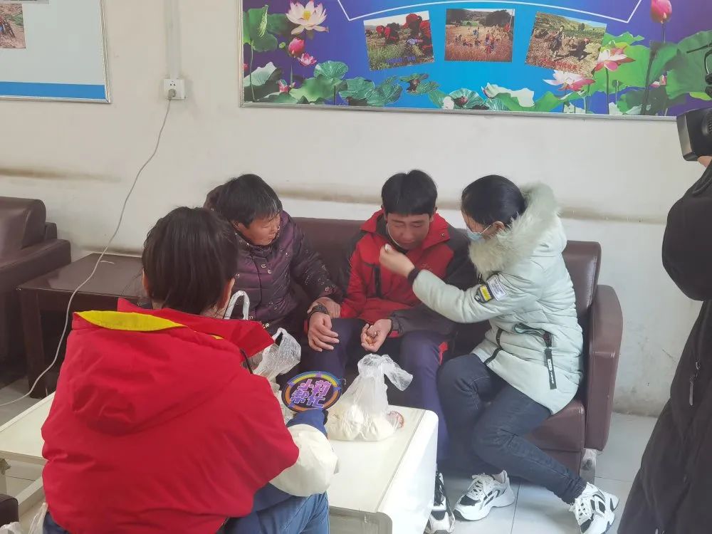 河南电视台联合李锋教育挽救的网瘾少年之逆袭_www.hnlfjy.com.cn