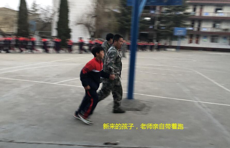 为何父母明明爱孩子却不知道如何表达_www.hnlfjy.com.cn