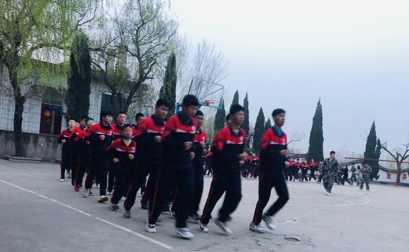 致家长：教育孩子，请先控制好自己的情绪！_www.hnlfjy.com.cn