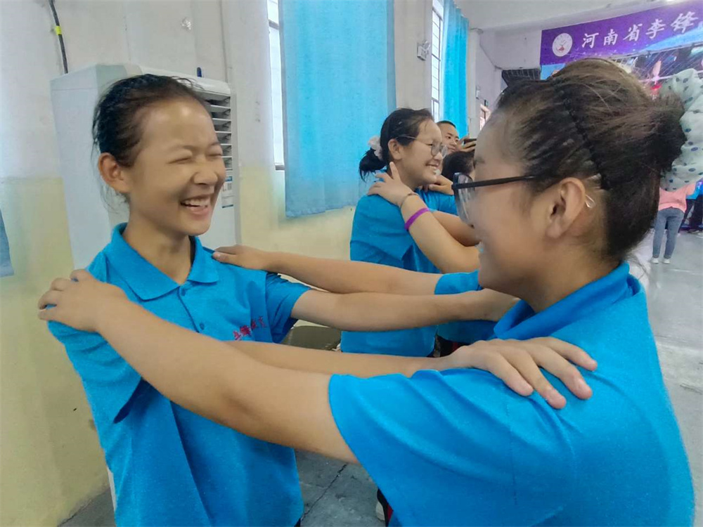李锋教育突破课程之《鹰王重生》，两天一夜沉浸式学习，让孩子成功蜕变突围！_www.hnlfjy.com.cn