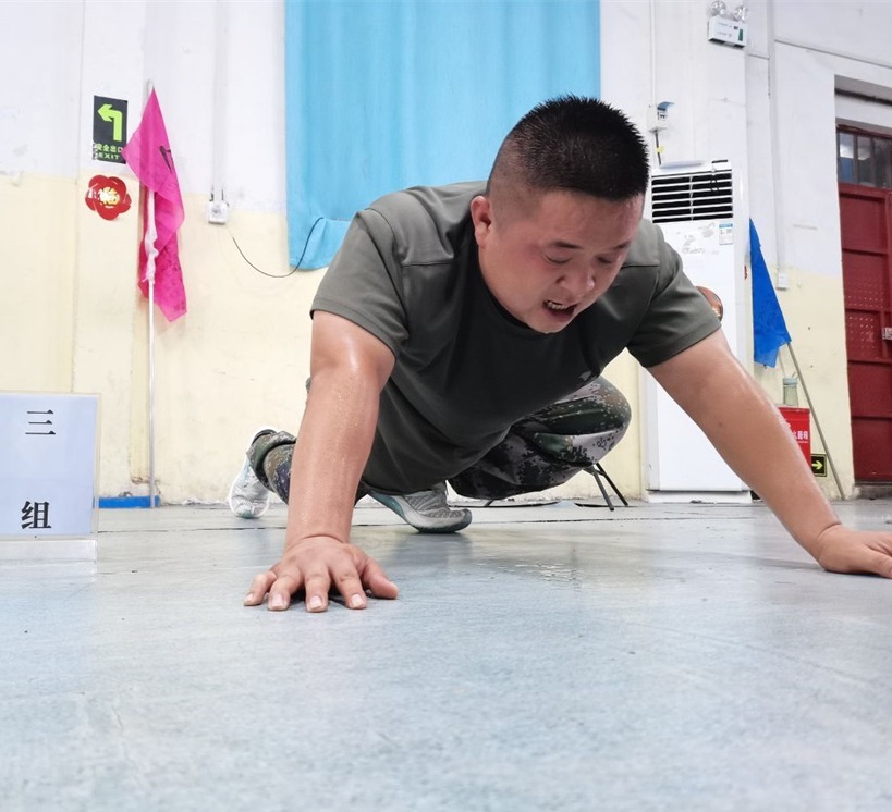 李锋教育突破课程之《鹰王重生》，两天一夜沉浸式学习，让孩子成功蜕变突围！_www.hnlfjy.com.cn