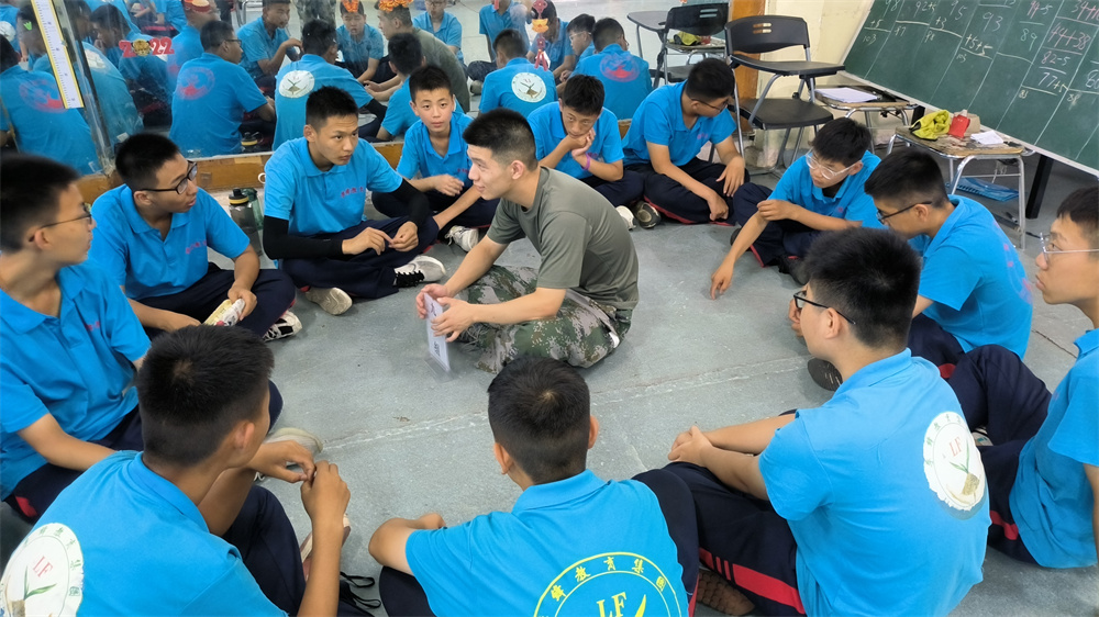 李锋教育突破课程之《鹰王重生》，两天一夜沉浸式学习，让孩子成功蜕变突围！_www.hnlfjy.com.cn