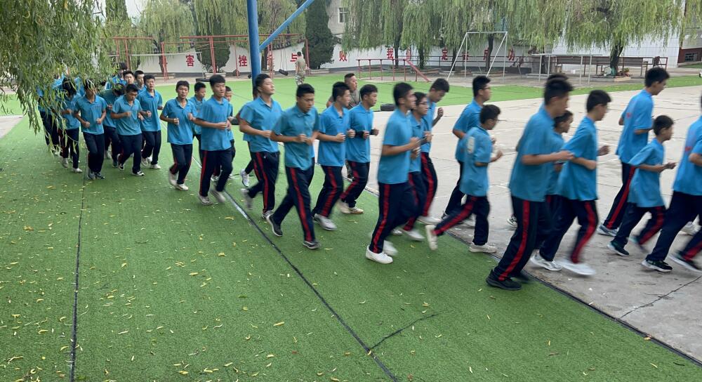 努力学习了，成绩却不见提升，孩子，别让假努力毁了你！_www.hnlfjy.com.cn