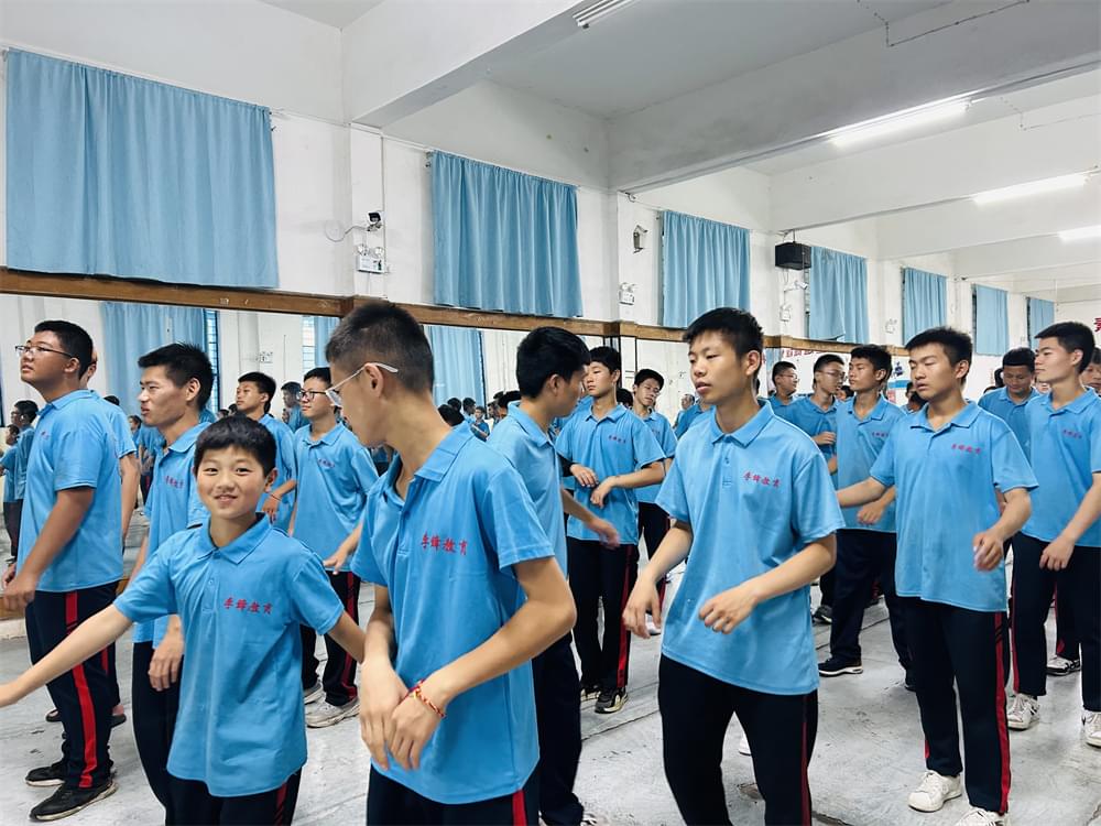 教育孩子不是爱的过分，而是爱的恰到好处！_www.hnlfjy.com.cn