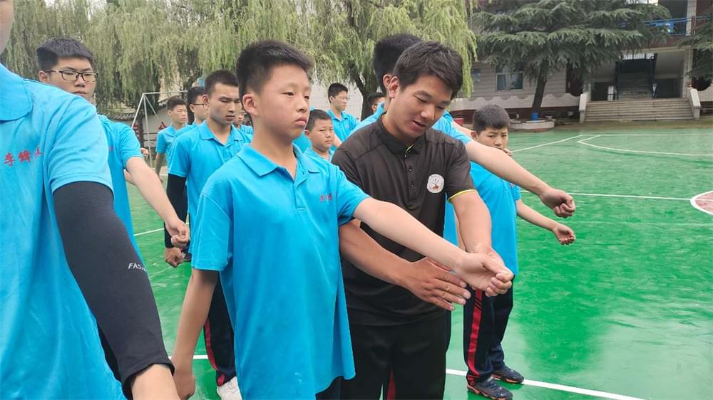 教育孩子不是爱的过分，而是爱的恰到好处！_www.hnlfjy.com.cn