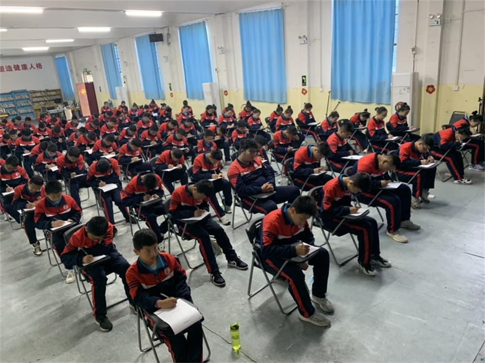 家有小学生的父母，一定要看看，至少可以让孩子少走弯路不叛逆！_www.hnlfjy.com.cn