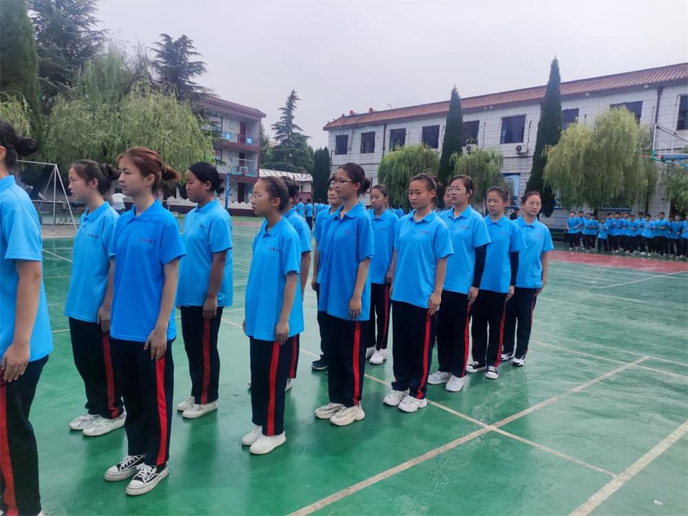 家长陪读路上坑太多，一招入坑深似海，真是越陪越崩溃！_www.hnlfjy.com.cn