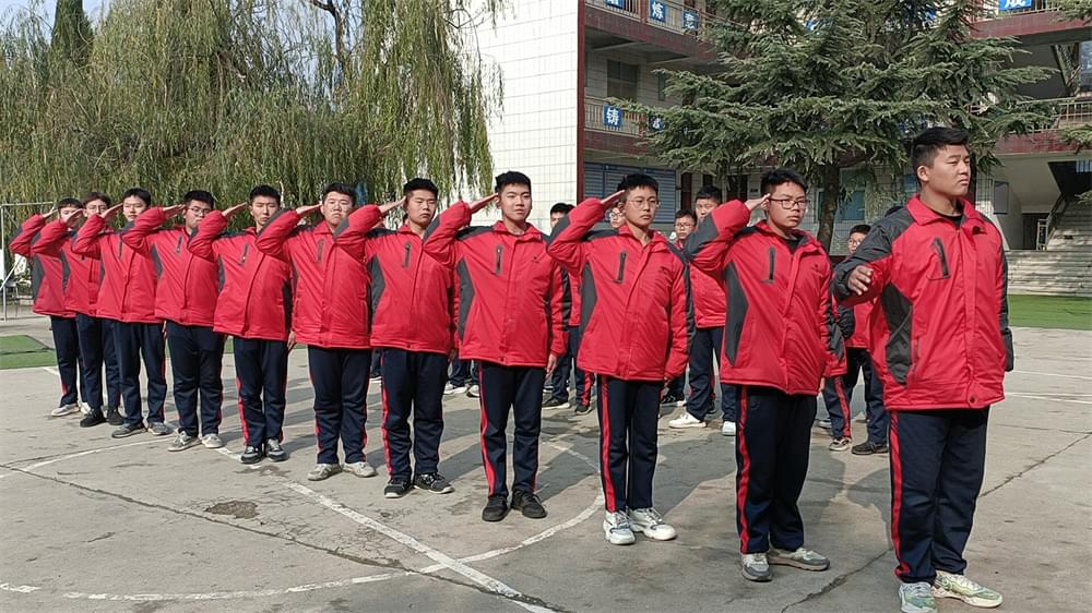 培养一个优秀的娃，父母要学会及时的退出孩子生活！_www.hnlfjy.com.cn