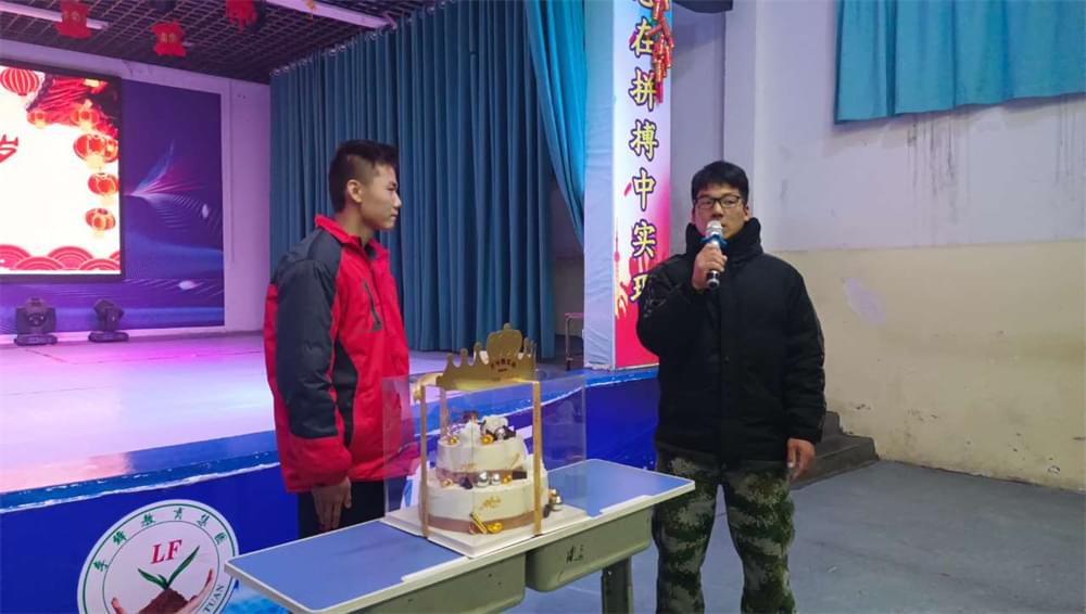 培养一个优秀的娃，父母要学会及时的退出孩子生活！_www.hnlfjy.com.cn