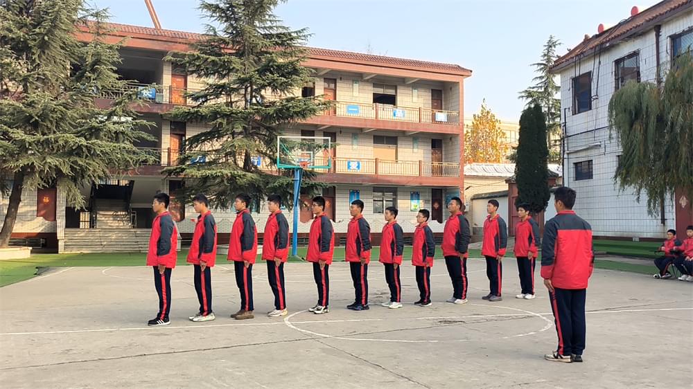 12岁的江苏男孩考99分崩溃控诉父母：“你们在意过我考的有多好吗？”_www.hnlfjy.com.cn