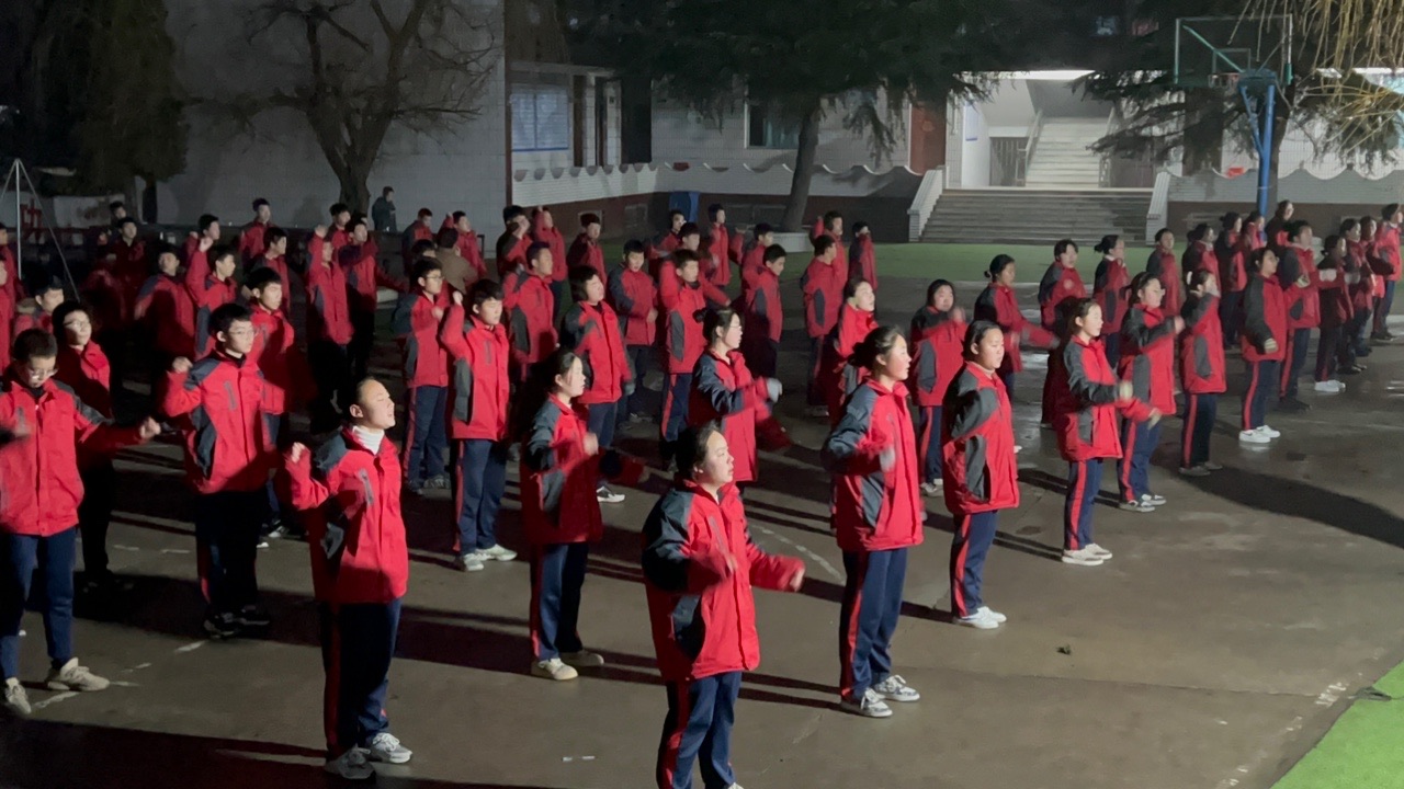 ​语言暴力猛于虎，为了孩子，＂嘴下留情＂才是正确的教育方式！_www.hnlfjy.com.cn