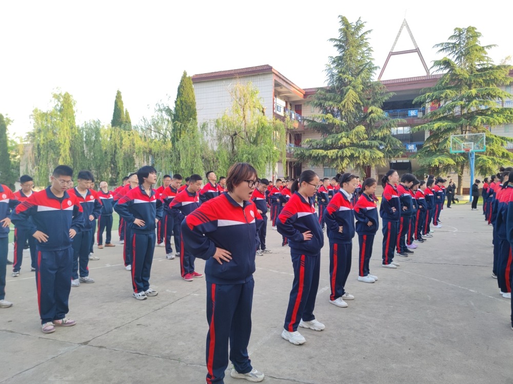  当忍不住对孩子发火后，莫要冷处理，重建亲子关系看这里！_www.hnlfjy.com.cn