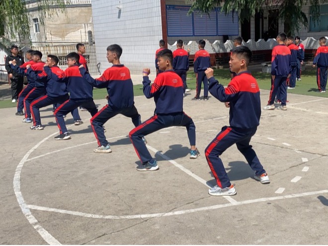  当忍不住对孩子发火后，莫要冷处理，重建亲子关系看这里！_www.hnlfjy.com.cn