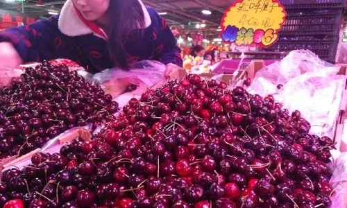 “ 妈妈，我想吃车厘子”，两位妈妈的不同做法，影响孩子未来格局！_www.hnlfjy.com.cn