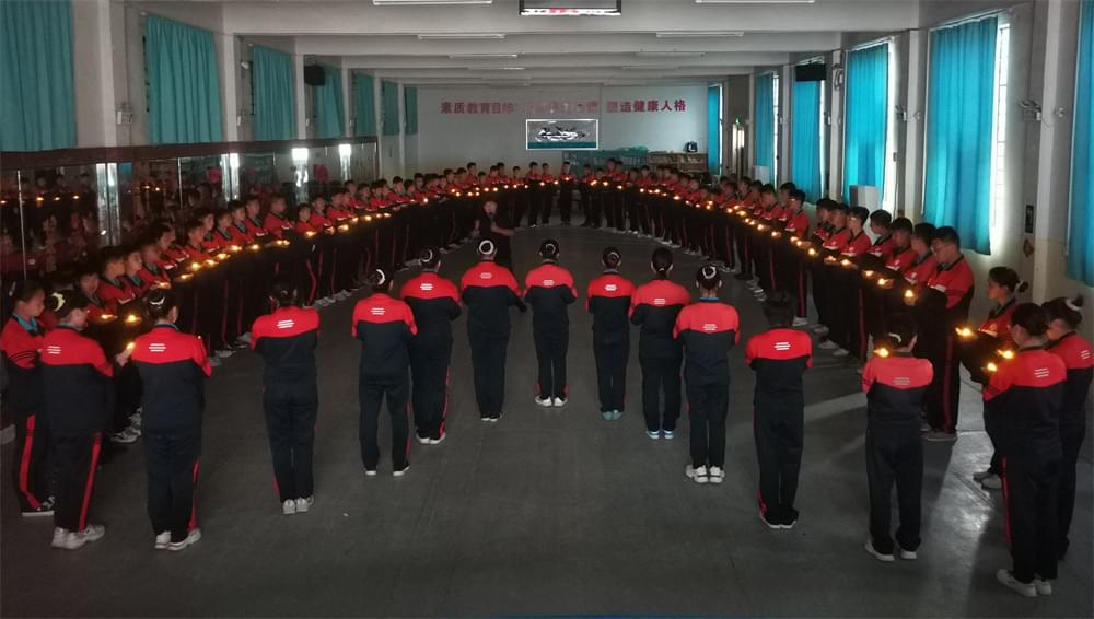 母亲节，让孩子感恩懂恩请补上这堂课_www.hnlfjy.com.cn