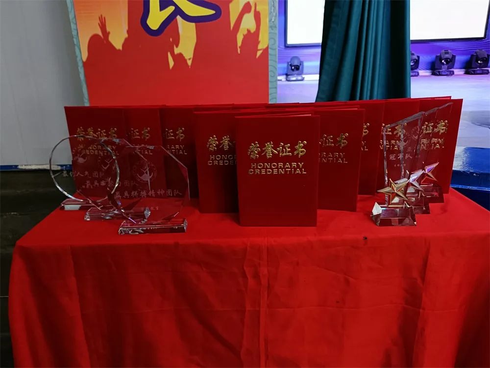 李锋教育突破课程《鹰王重生》：两天两夜助力孩子完美蜕变 让娃远离游戏改陋习_www.hnlfjy.com.cn