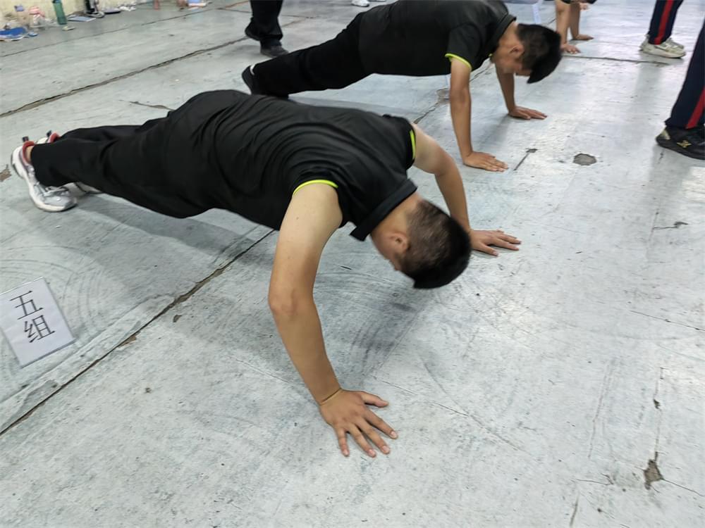 李锋教育突破课程《鹰王重生》：两天两夜助力孩子完美蜕变 让娃远离游戏改陋习_www.hnlfjy.com.cn
