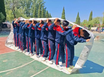 德州市青少年叛逆管教学校：叠被子这件小事，竟成孩子成长大课题！