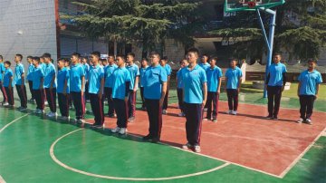 破解青少年厌学迷局：科学引导，重启孩子学习热情