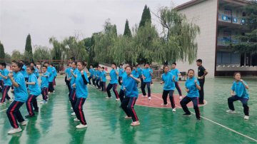 【智慧育儿经】助力休学孩子重返校园，聪明家长这样做！