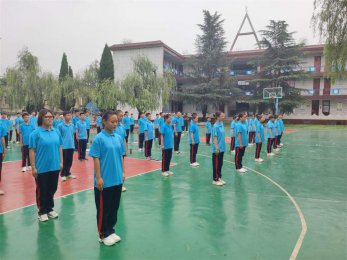 科学育儿新视角：理解孩子“还手”背后的成长信号