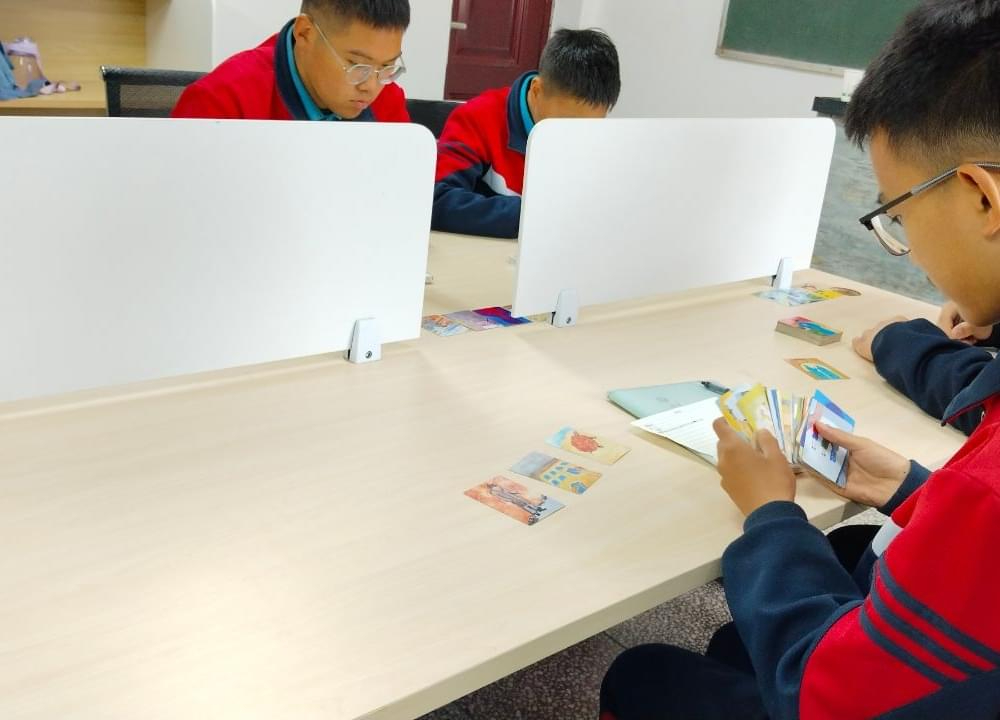 从“探索人生”到自我超越：李锋教育火箭班第二次课启示录_www.hnlfjy.com.cn