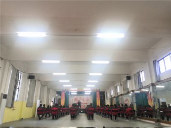 针对“李锋教育集团骗子”这一说法你怎么看