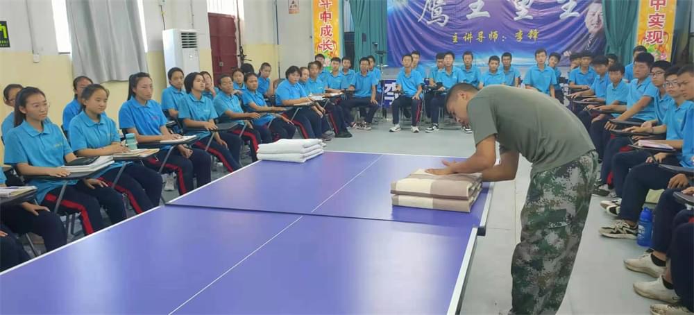 孩子手机沉迷不用愁！读懂需求，不打骂化解有招_www.hnlfjy.com.cn