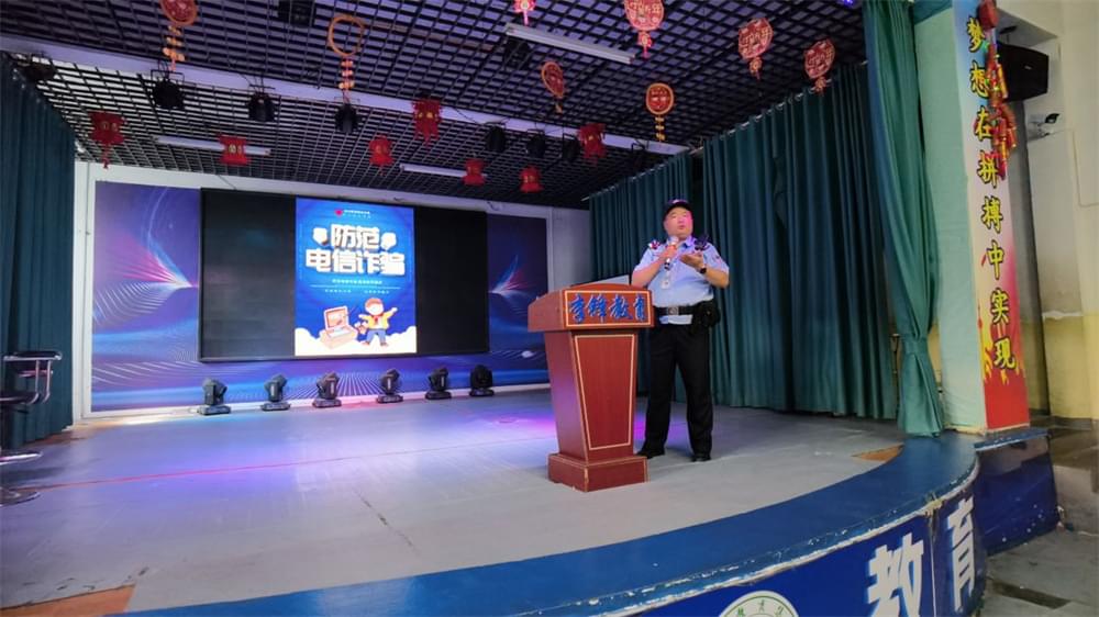从“不想学”到“主动学”！李锋教育有妙招！_www.hnlfjy.com.cn